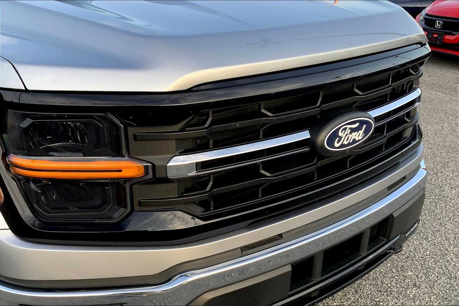 2024 Ford F-150 XLT photo 25