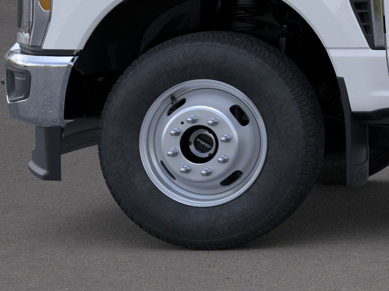 2026 Ford F-350 photo 14