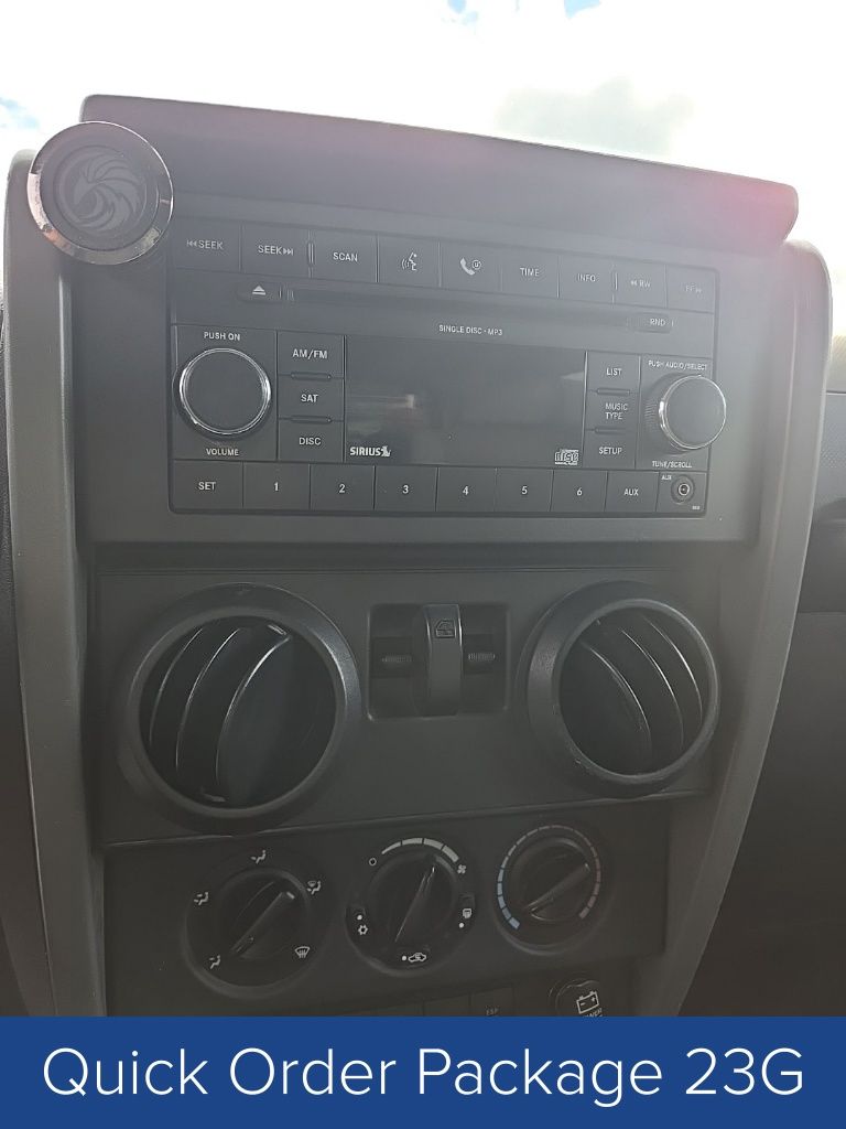 2007 Jeep Wrangler Sahara photo 6
