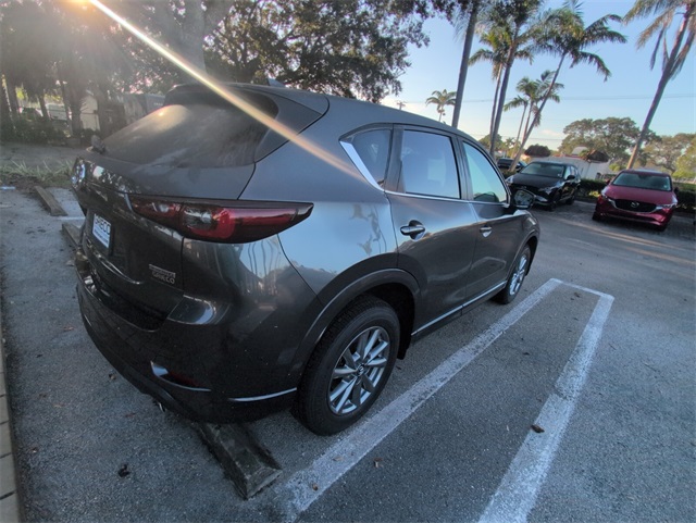 2025 Mazda CX-5 2.5 Select photo 12
