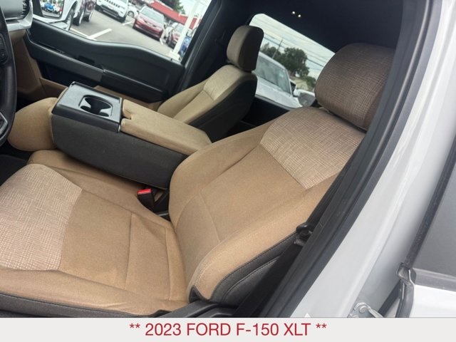 2023 Ford F-150 XLT photo 12