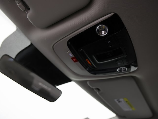 2025 Kia Seltos EX photo 18