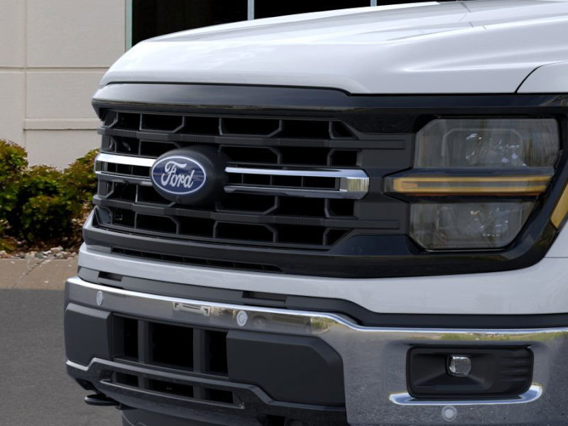 2025 Ford F-150 XLT photo 17