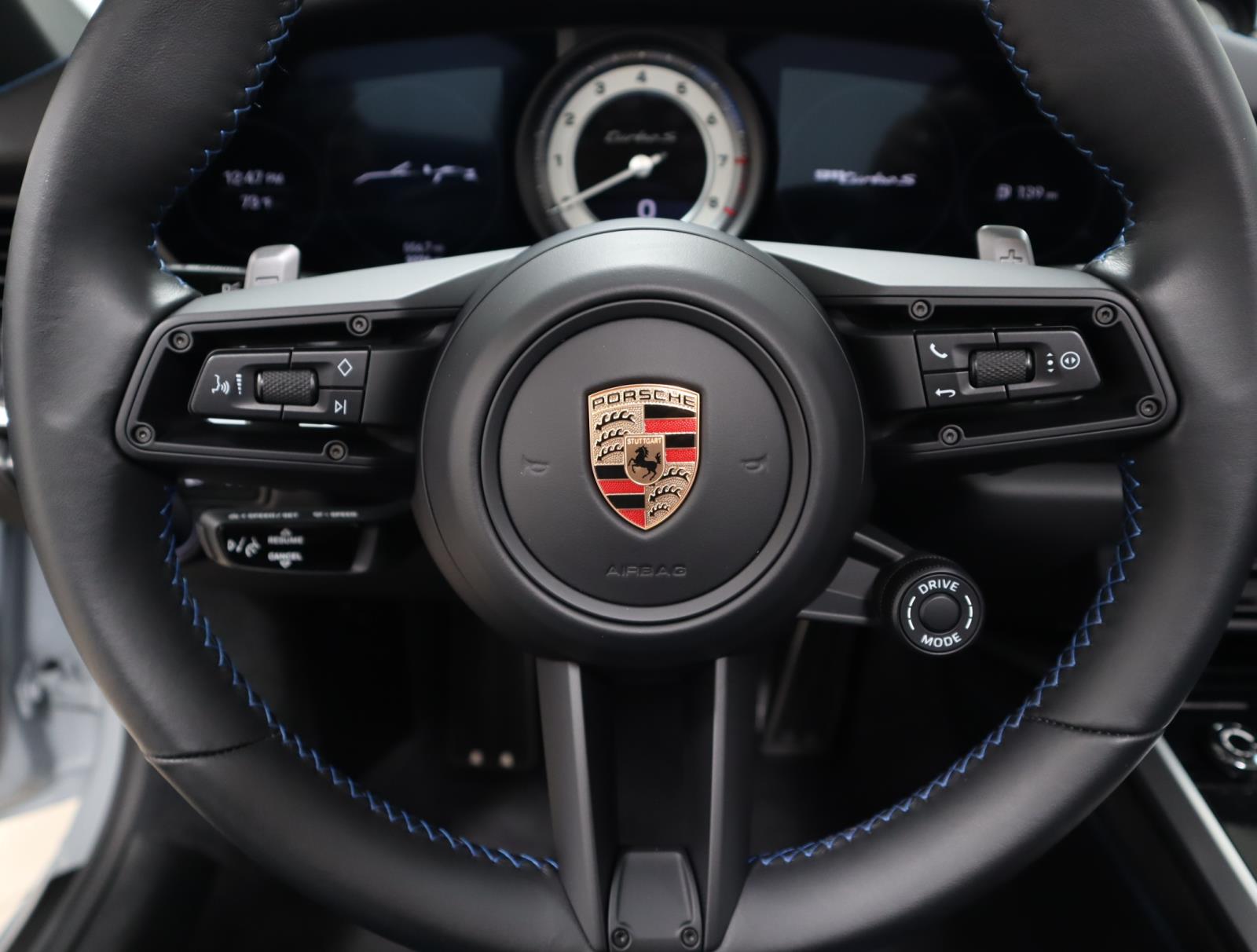 2023 Porsche 911 Turbo S Cabriolet photo 17