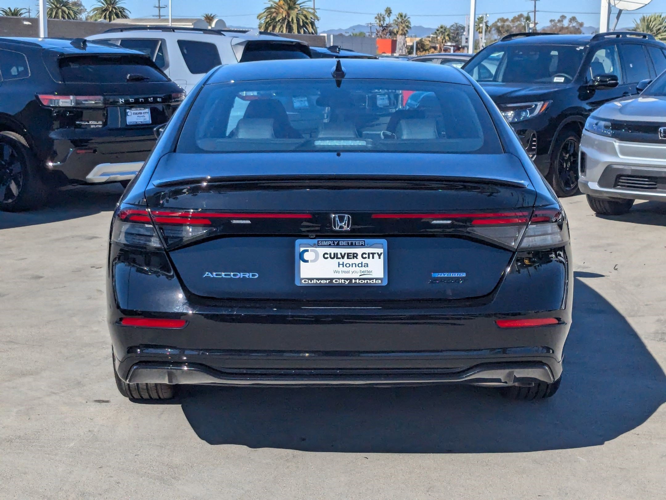 2025 Honda Accord Hybrid Sport-L photo 2