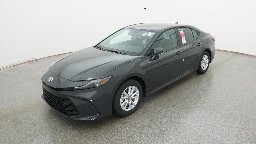 2026 Toyota Camry LE's photo