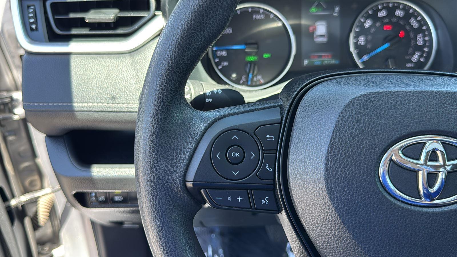 2021 Toyota RAV4 Hybrid XLE photo 15