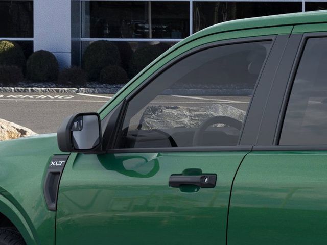 2025 Ford Maverick XLT photo 17