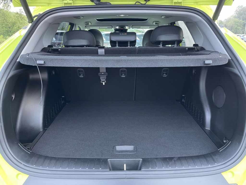 2025 Hyundai Kona Limited photo 28