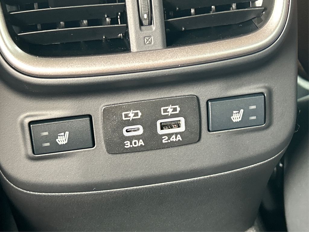 2025 Subaru Outback Touring XT photo 36