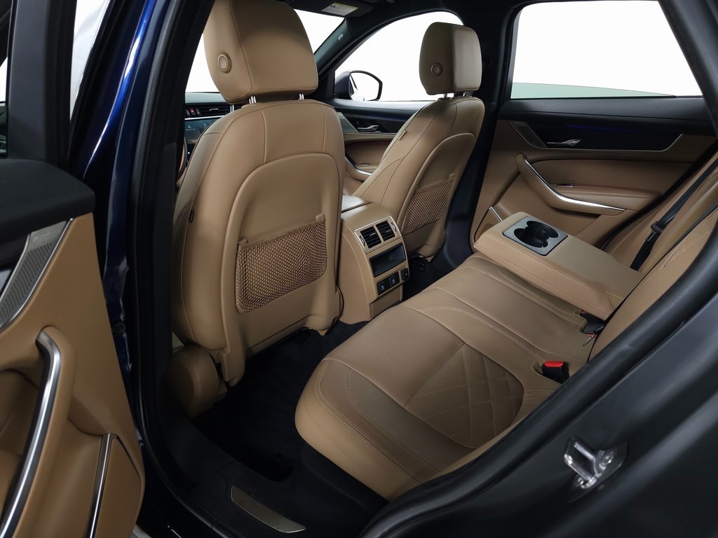 2022 JAGUAR F-PACE - Image 32