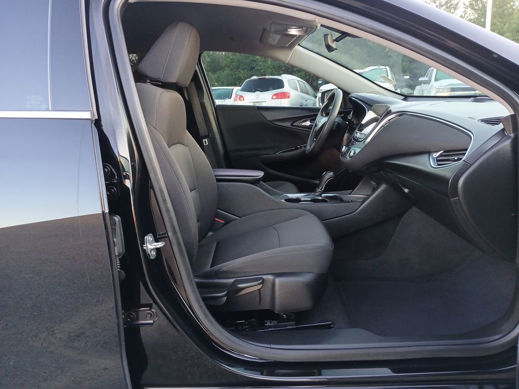 2020 Chevrolet Malibu 1LT photo 27