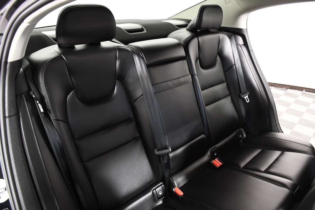 2024 Volvo S60 B5 Core photo 23
