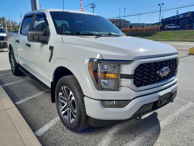 2023 Ford F-150 XL photo 3