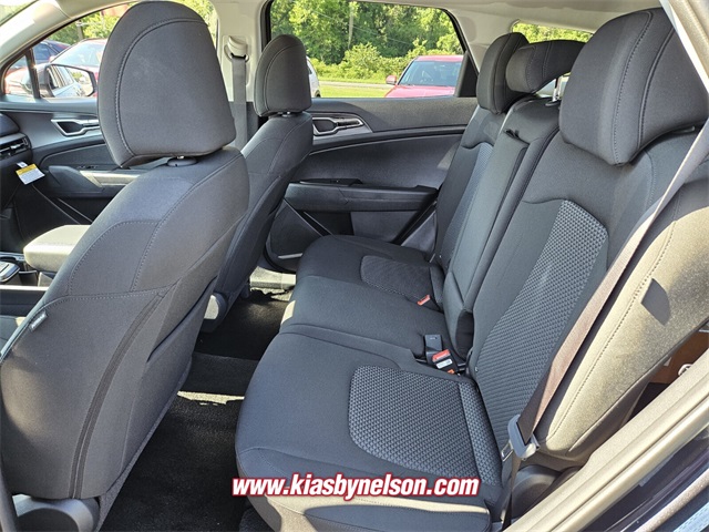 2026 Kia Sportage LX photo 4