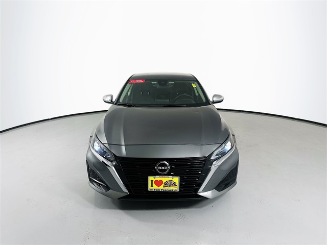 2024 Nissan Altima 2.5 SV photo 3