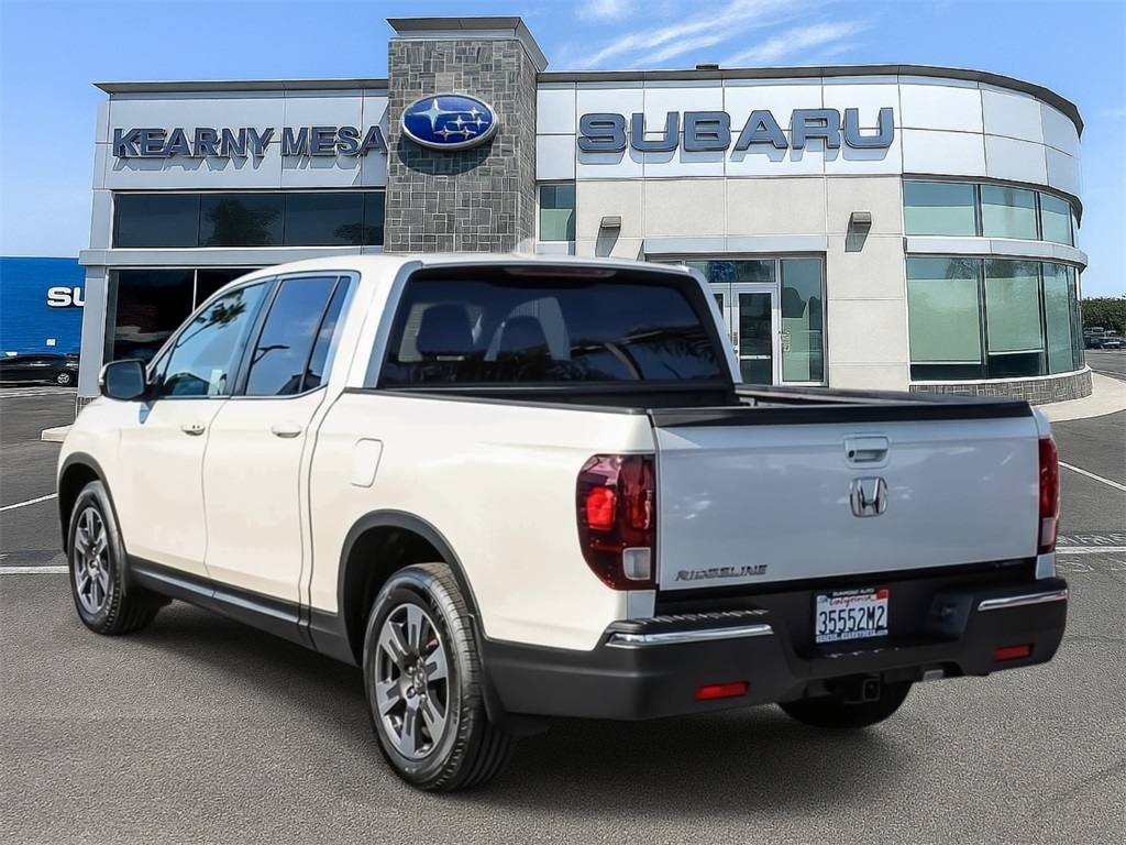 2018 Honda Ridgeline RTL-T photo 2
