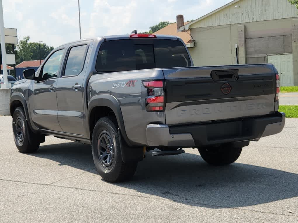 2025 Nissan Frontier Crew Cab PRO-4X photo 4