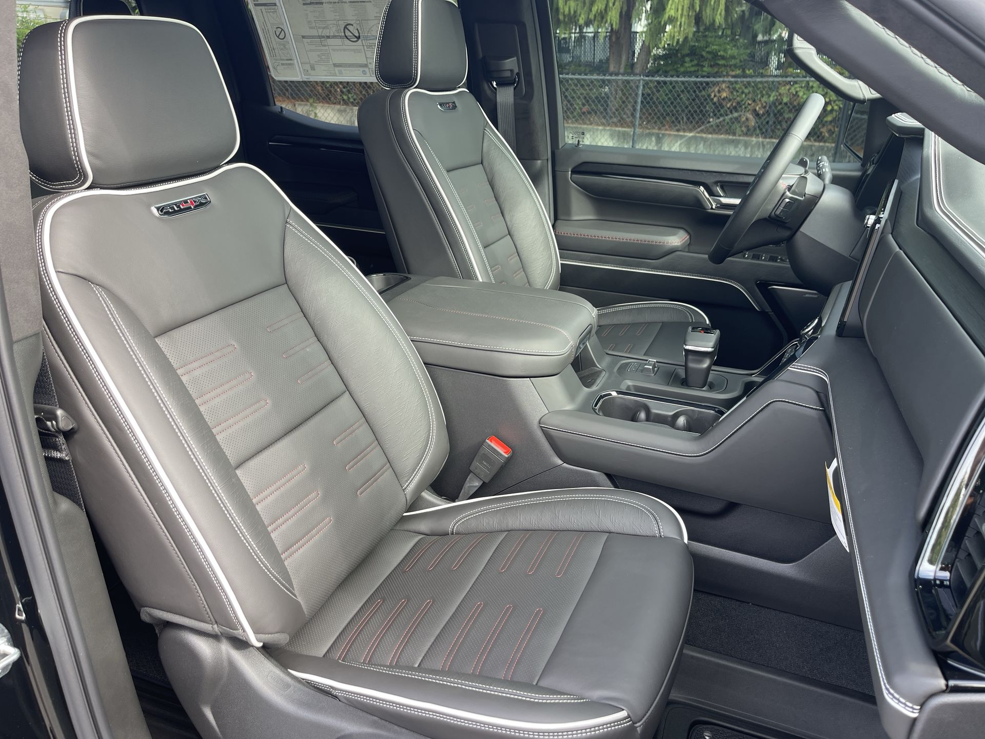 2026 Gmc Sierra 1500 AT4X photo 25