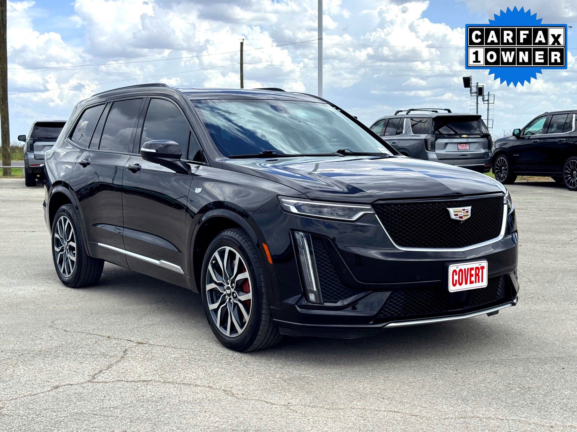 2024 Cadillac XT6 Sport photo 3