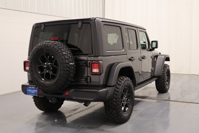 2025 Jeep Wrangler Willys photo 7