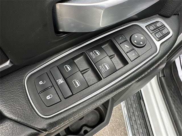 2024 Ram 2500 Big Horn photo 25
