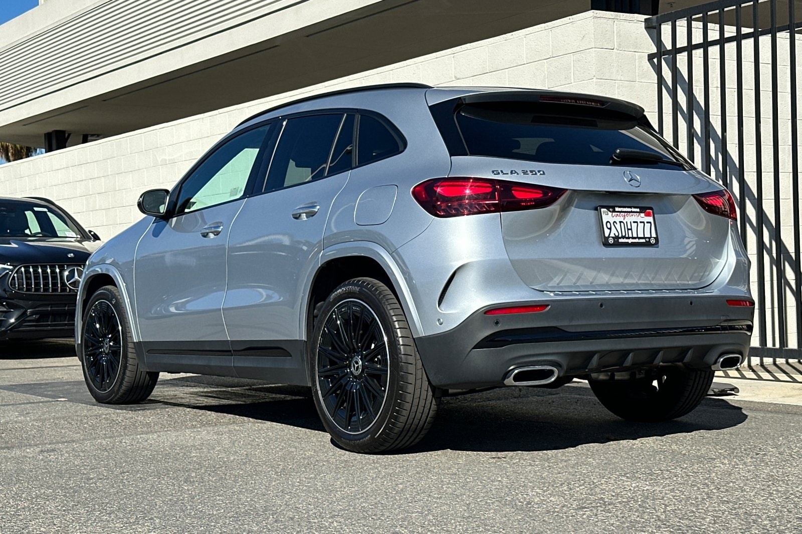 2025 Mercedes Benz GLA 250 photo 3