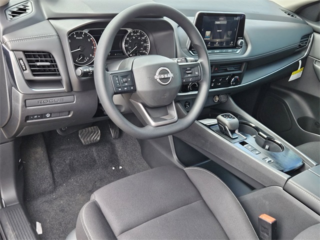 2026 Nissan Rogue S photo 2