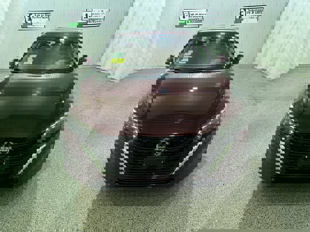 2025 Nissan Sentra SV photo 2