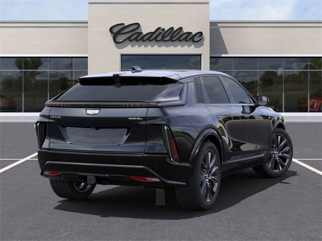2025 Cadillac Lyriq Sport photo 4