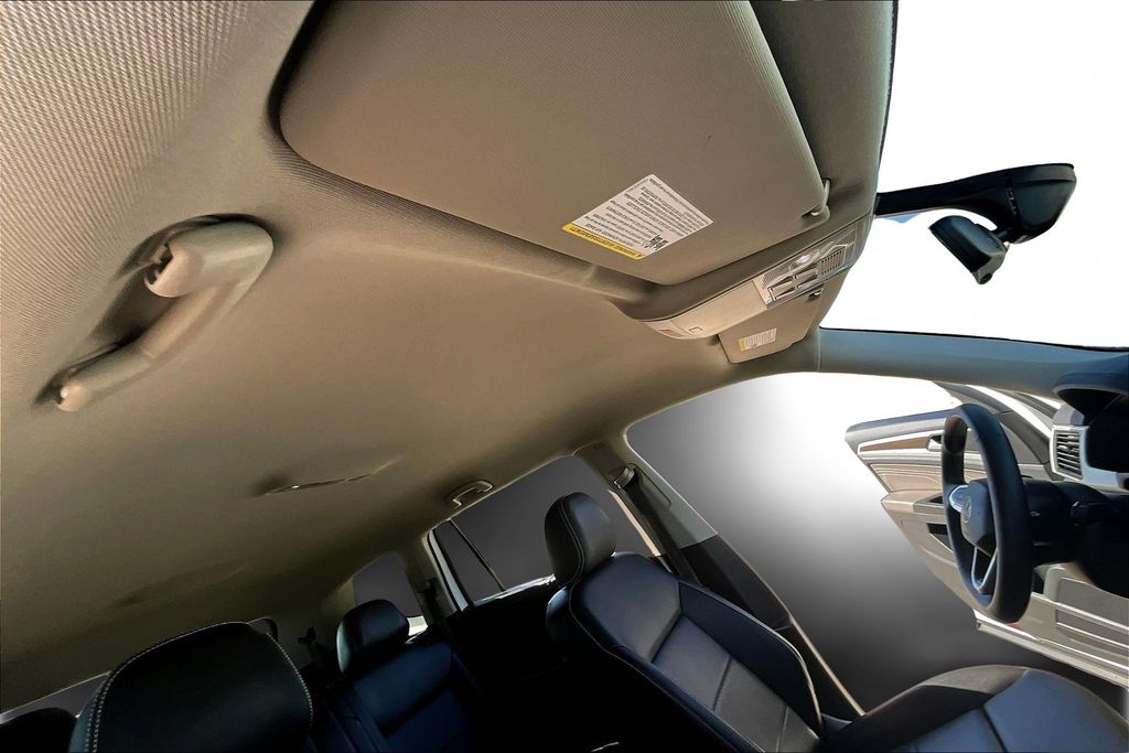 2022 Volkswagen Atlas V6 SE Technology photo 22