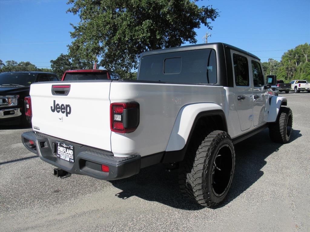 2024 Jeep Gladiator Sport photo 9