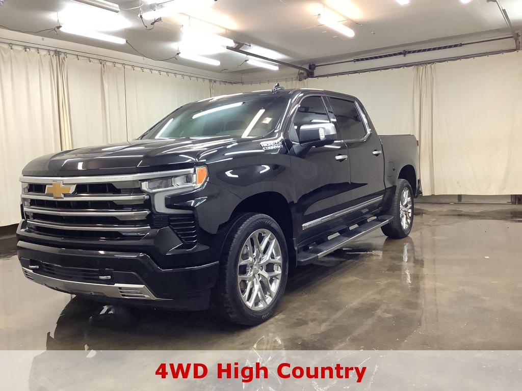 2023 Chevrolet Silverado 1500 High Country's photo