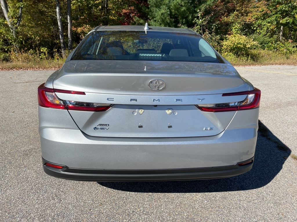 2026 Toyota Camry LE photo 3