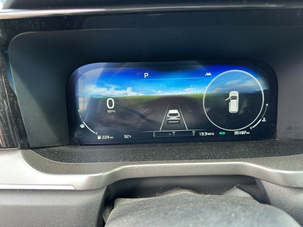 2023 Kia Sorento SX photo 2
