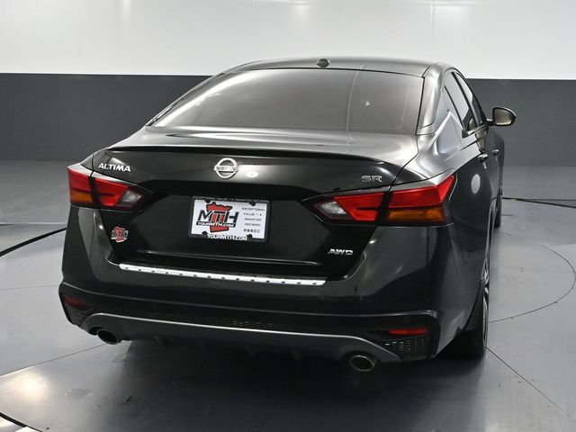 2021 Nissan Altima 2.5 SR photo 2
