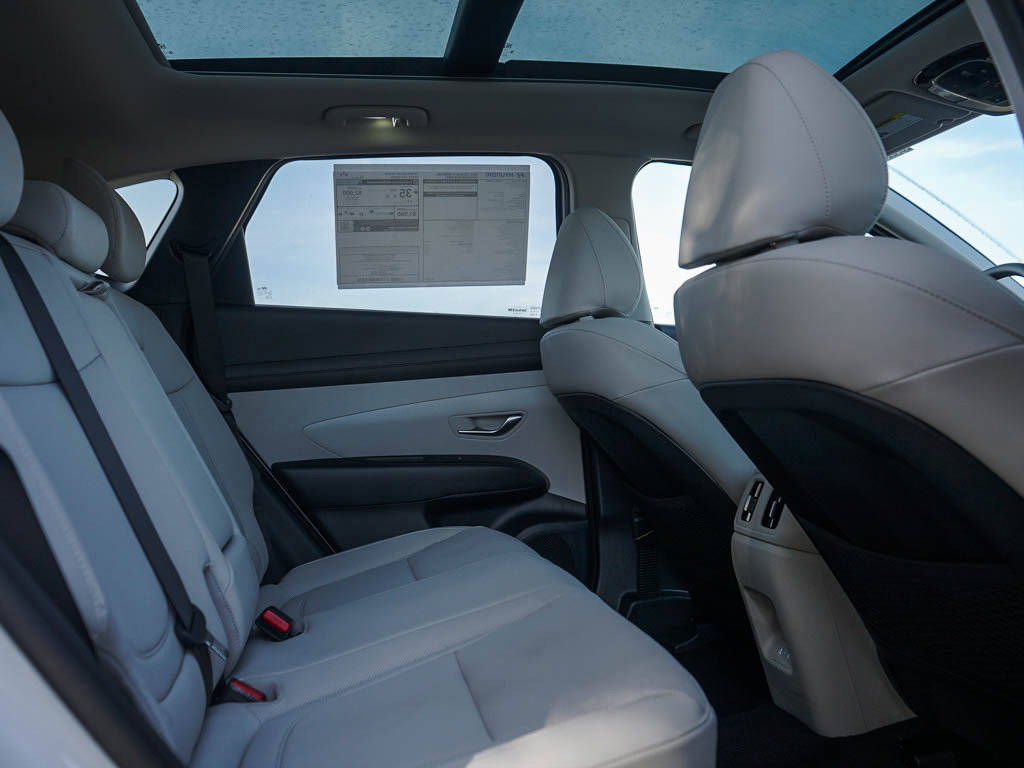 2025 Hyundai Tucson Hybrid SEL Convenience photo 8