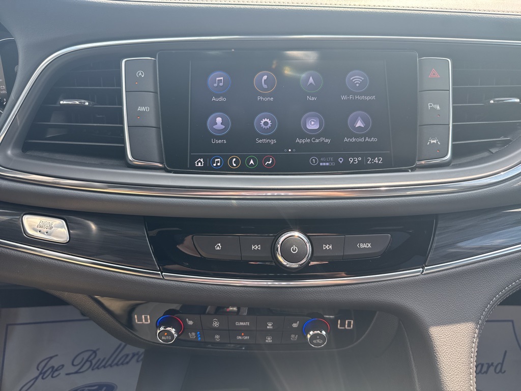 2024 Buick Enclave Premium photo 3