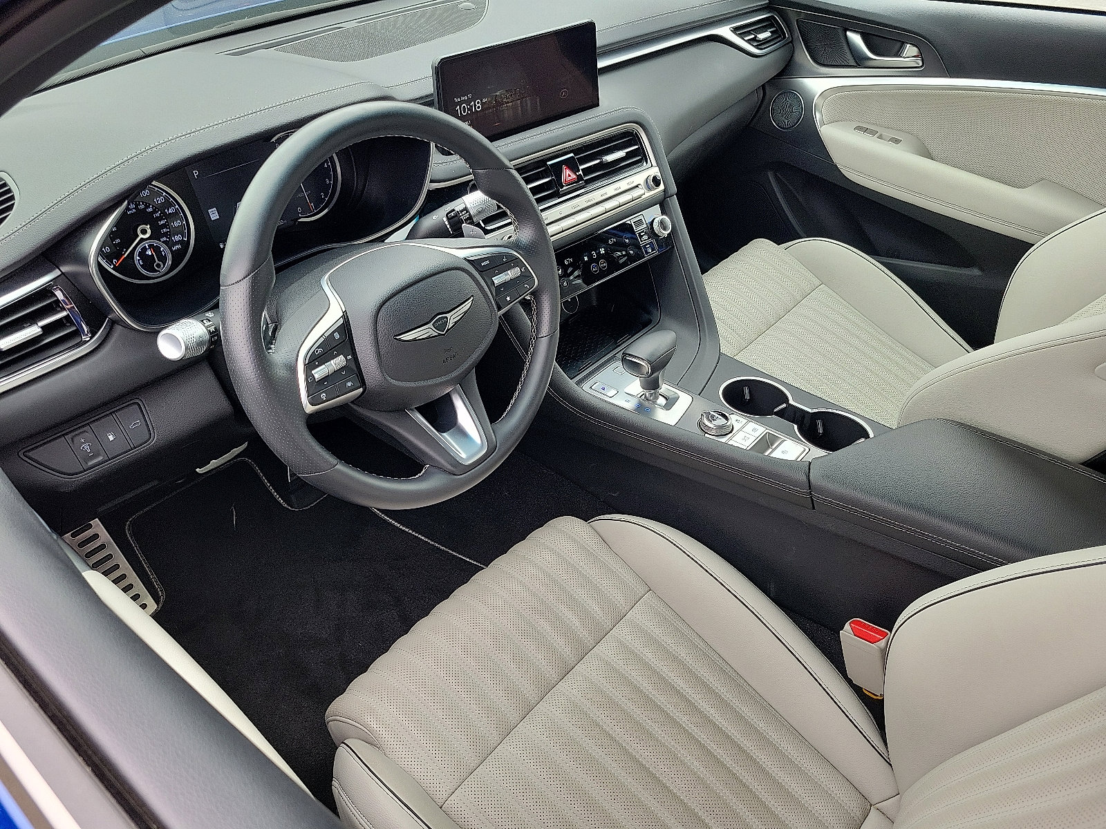 2025 Genesis G70 3.3T Sport Advanced photo 3