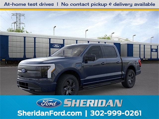 2025 Ford F-150 Lightning Flash's photo