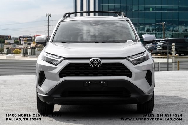 2023 Toyota RAV4 XLE photo 2