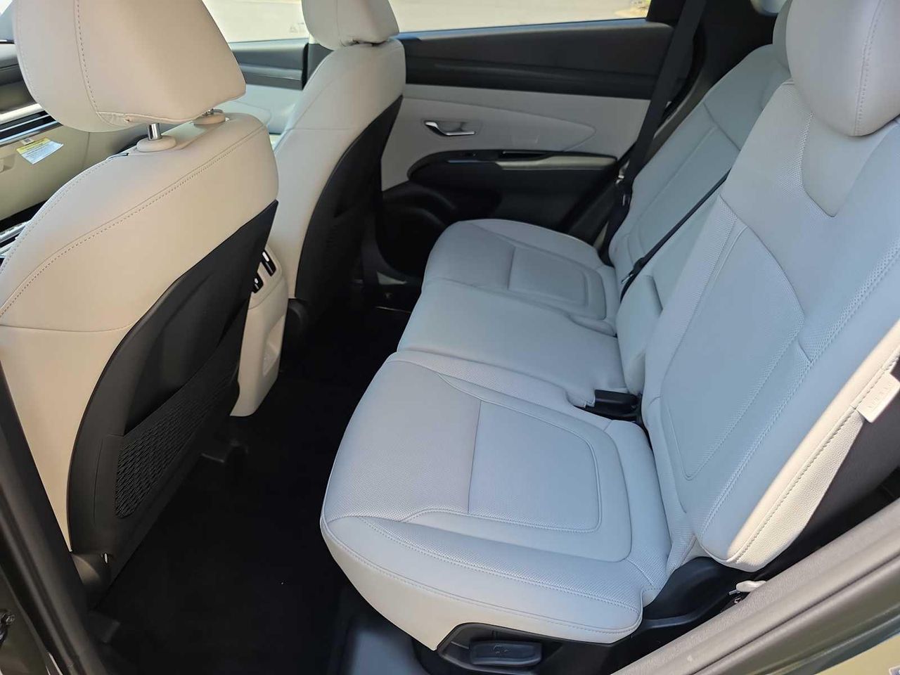 2025 Hyundai Tucson Limited photo 19