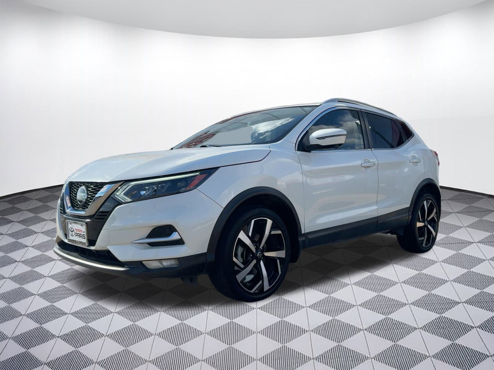 2020 Nissan Rogue Sport SL photo 2