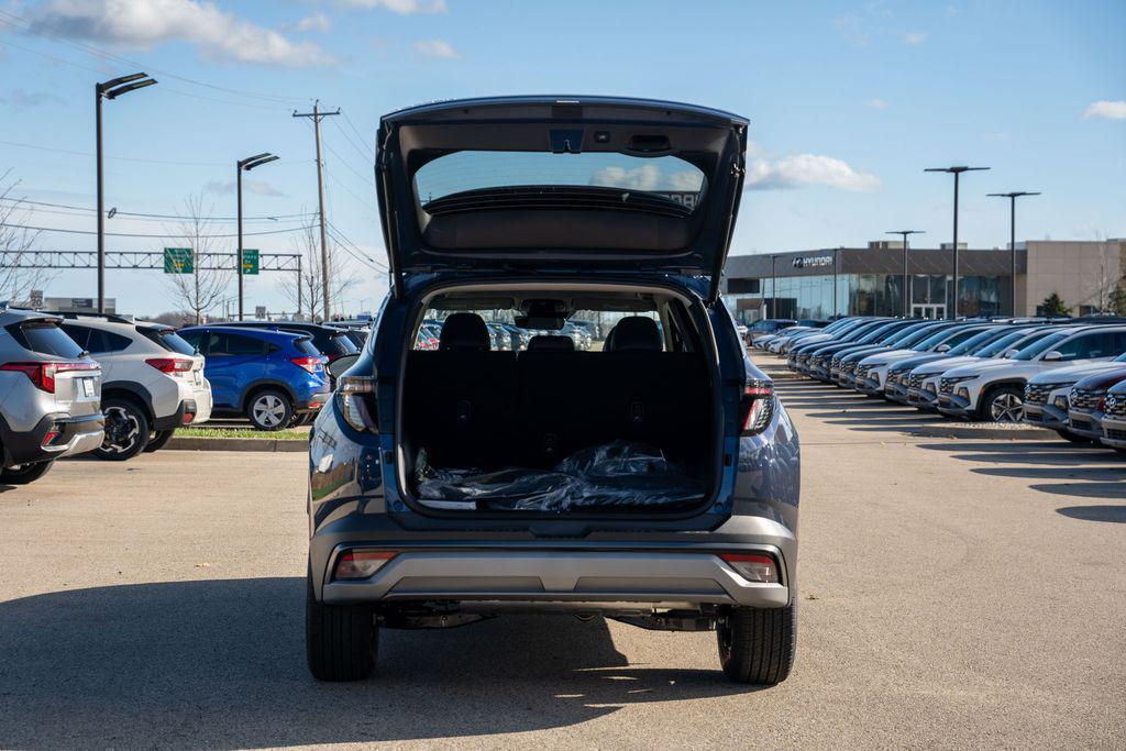 2025 Hyundai Tucson SEL Convenience photo 11