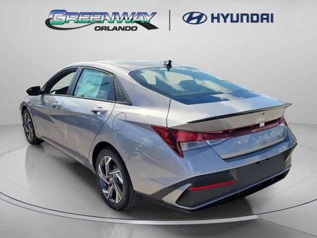 2025 Hyundai Elantra SEL Sport photo 3