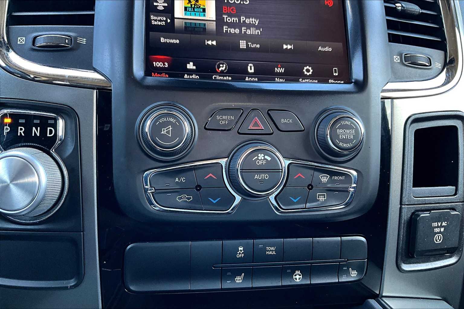 2018 Ram 1500 Sport photo 30