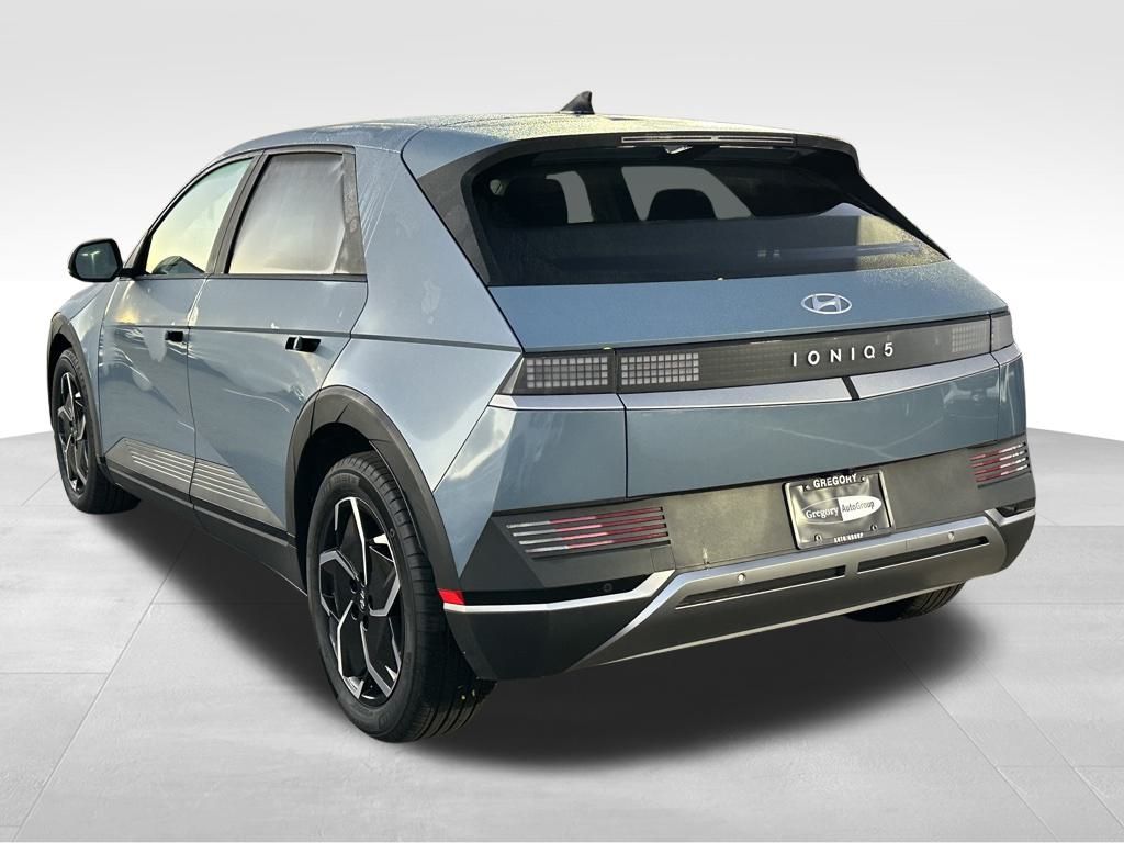 2024 Hyundai Ioniq 5 SE photo 4