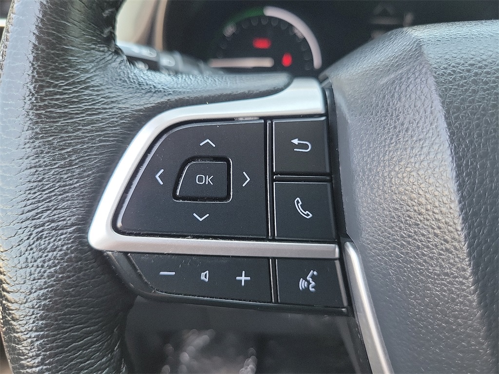 2023 Toyota Sienna XLE photo 4