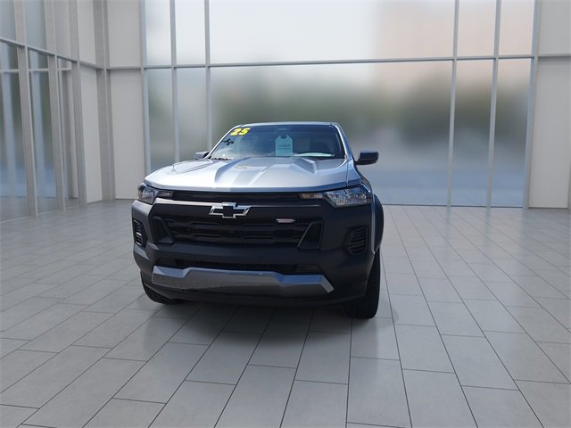 2025 Chevrolet Colorado Trail Boss photo 3