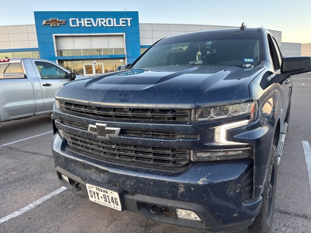 Used 2022 Northsky Blue Metallic Chevrolet RST image 3